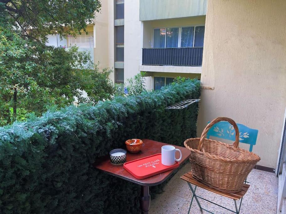 Studio Au Coeur D'Aix Avec Balcon Et Parking Aix-en-Provence Exterior foto